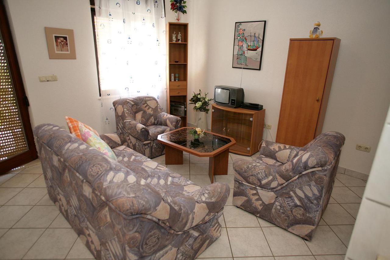 Appartamento House Peri Traù Esterno foto