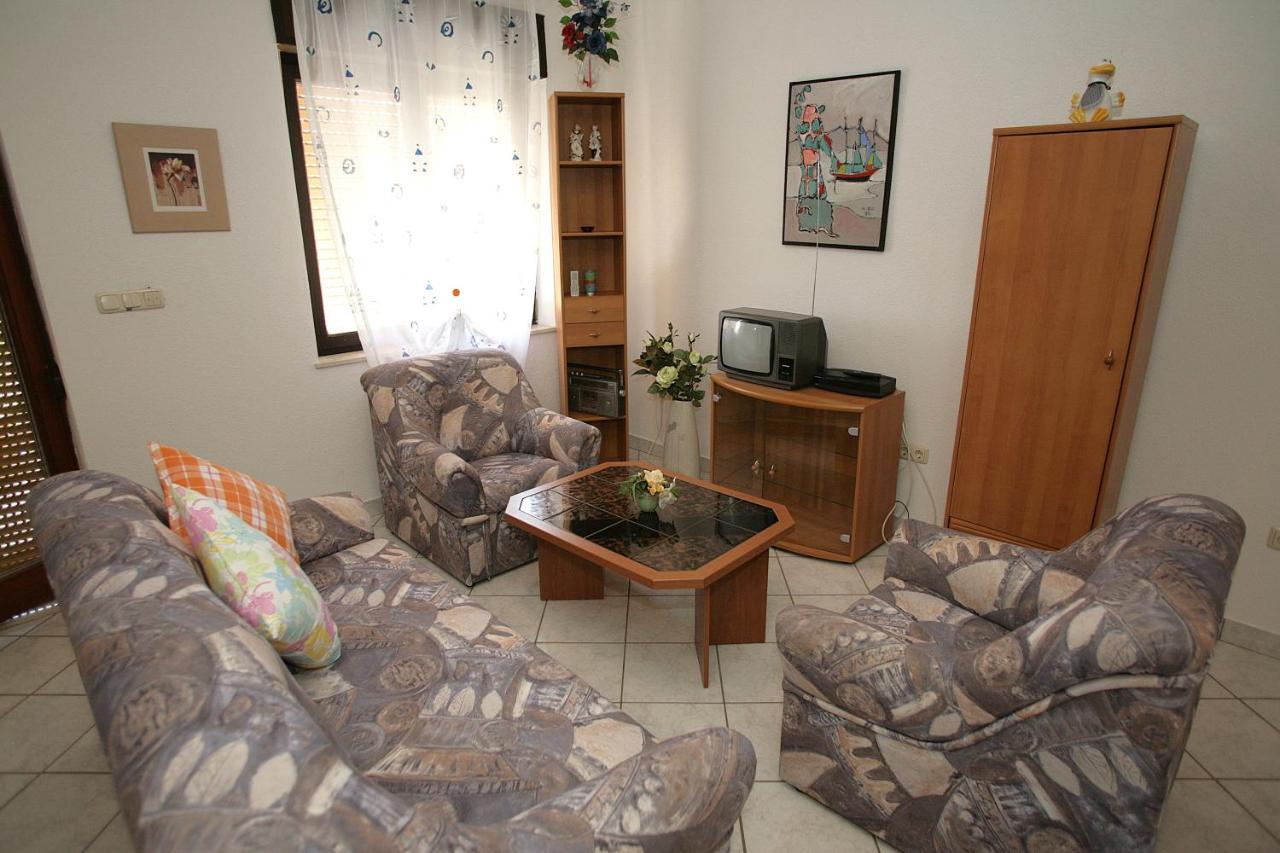 Appartamento House Peri Traù Esterno foto